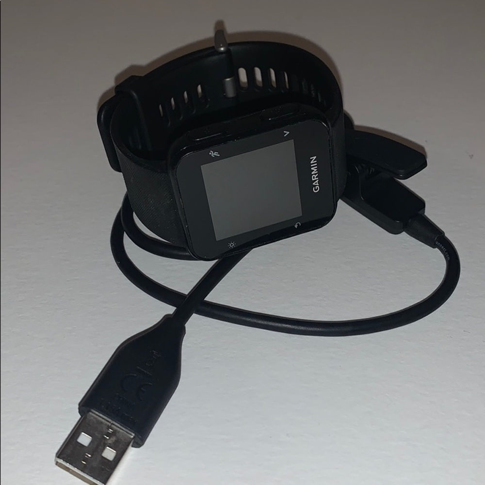 Garmin Forerunner 35 With GPS Running Watch, Black